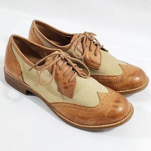 Gianni Bini Oxford Wing Tip Leather/Canvas Womens